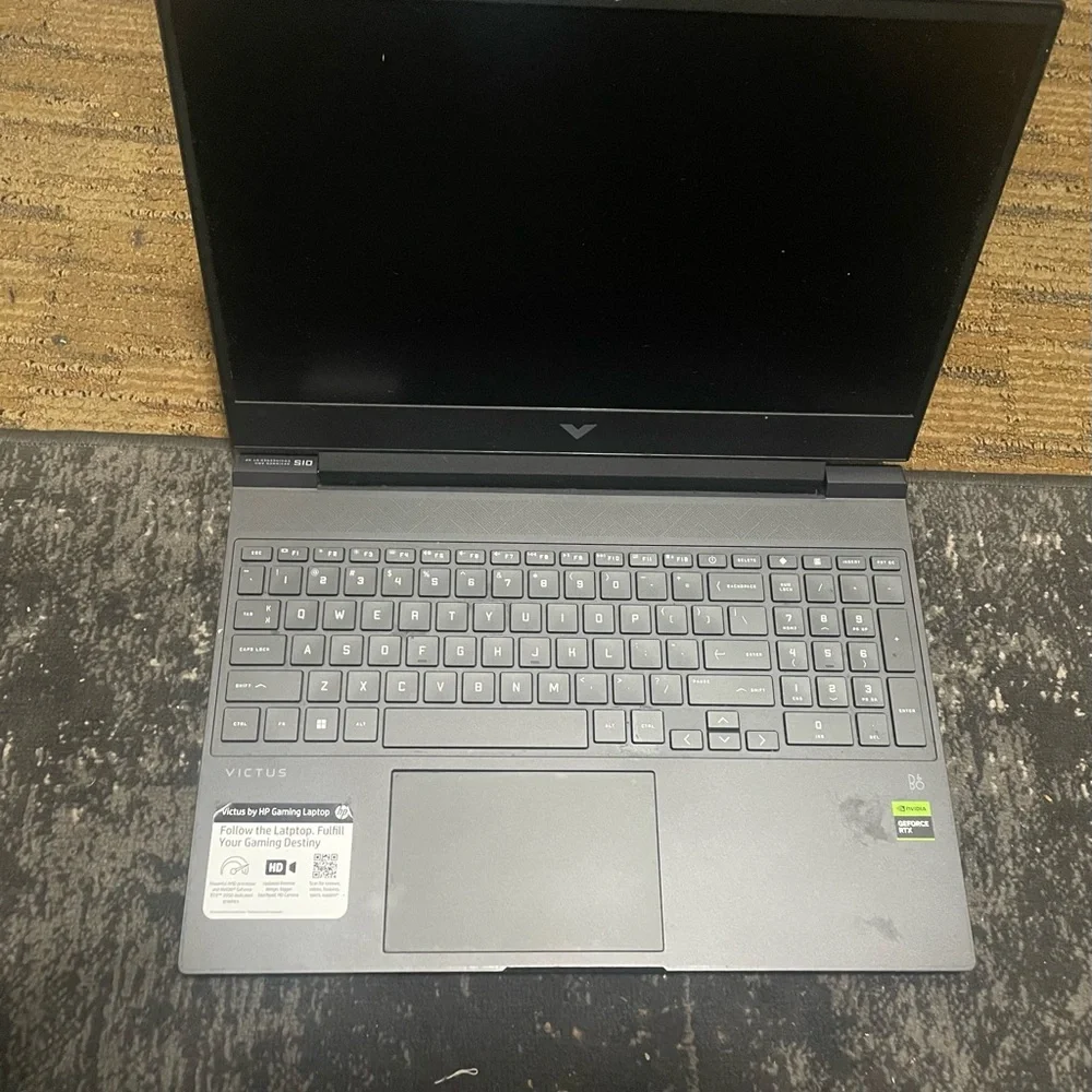 Victus Silver Laptop